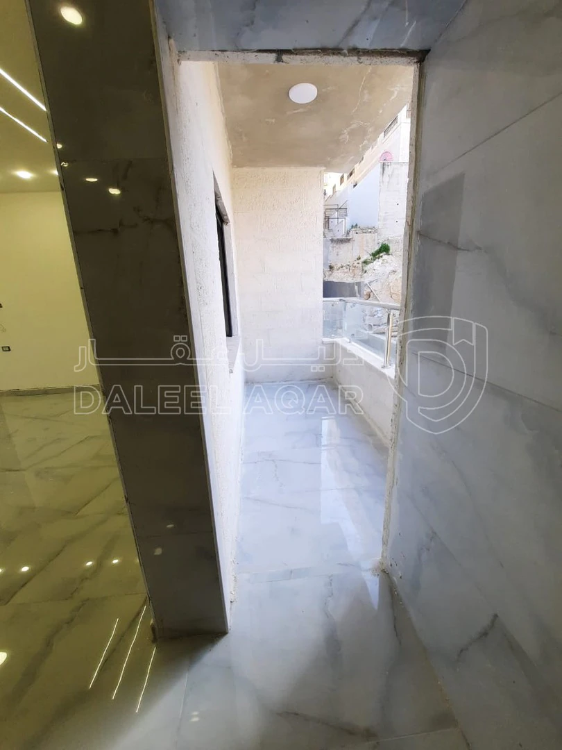 شقة في الجبيهة  - 110,000 دأ - صورة 1